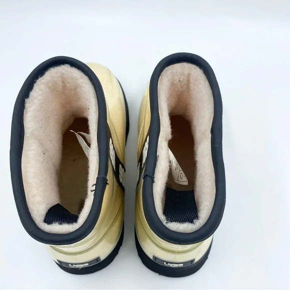 UGG Classic Clear Mini Boot Ankle Bootie Wool Lined 6.5 EUC - Picture 3 of 6